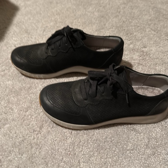 Womens Shoes Size 38 (8) Dansko Brand High Arch Black Leather white outsole - Picture 4 of 8